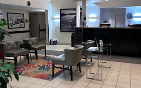 Super 8 By Wyndham Trois-Rivieres