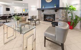 Super 8 By Wyndham Trois-Rivieres